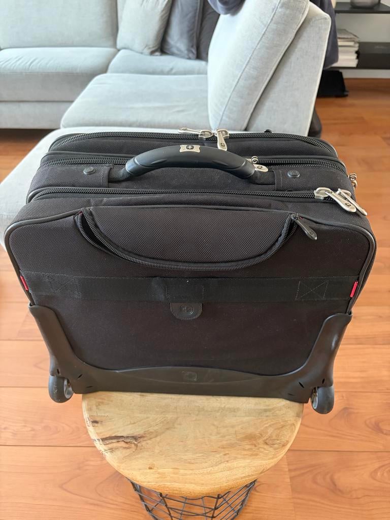 Wenger rolkoffer voor laptop/beamer - Zo goed als nieuw, 40 tot 60 cm, 20 tot 30 cm, Zwart, Minder dan 35 cm