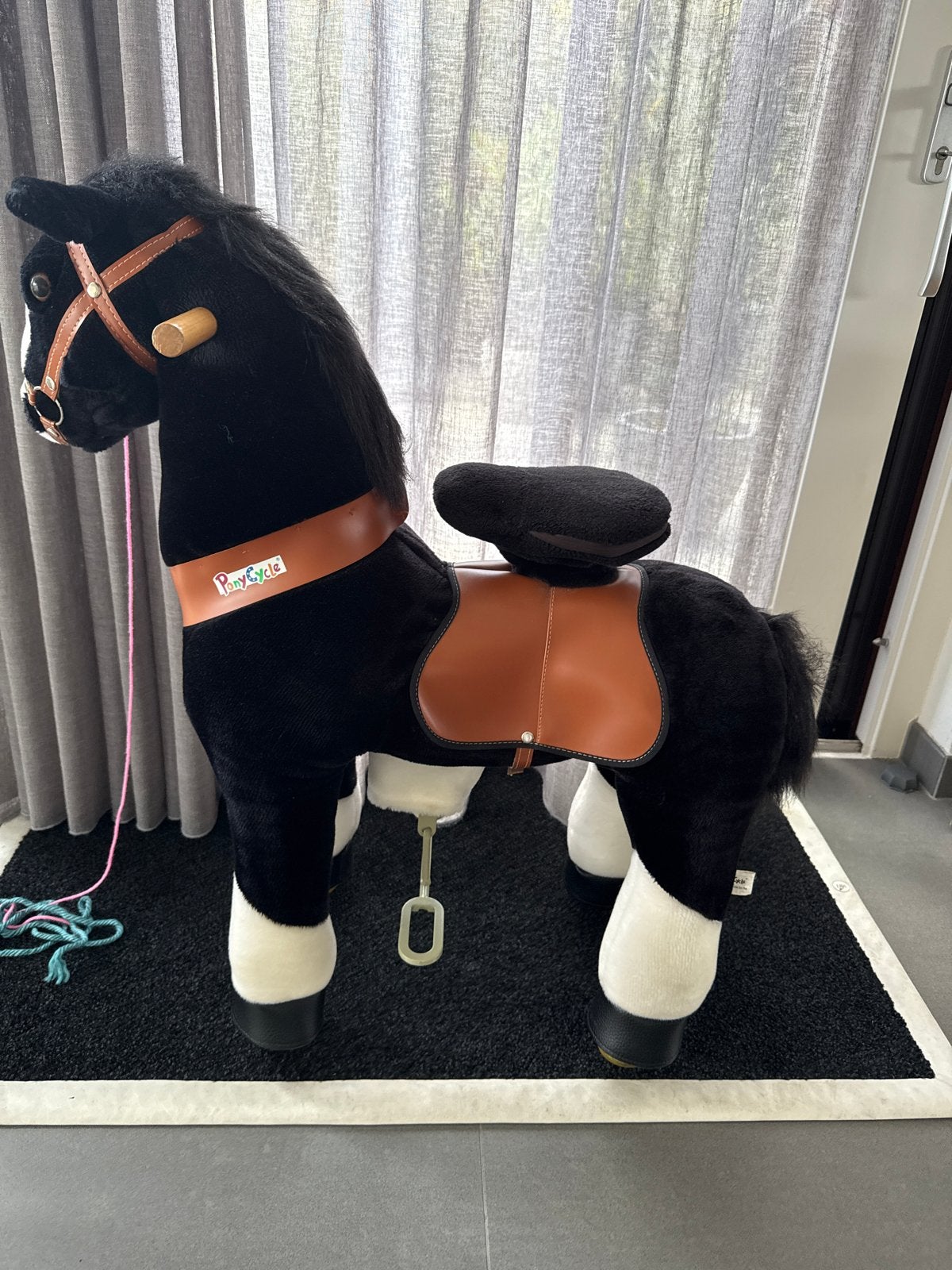 Ponycycle Zwart Paard 85cm - Rijden zonder batterijen, Ophalen, Zo goed als nieuw