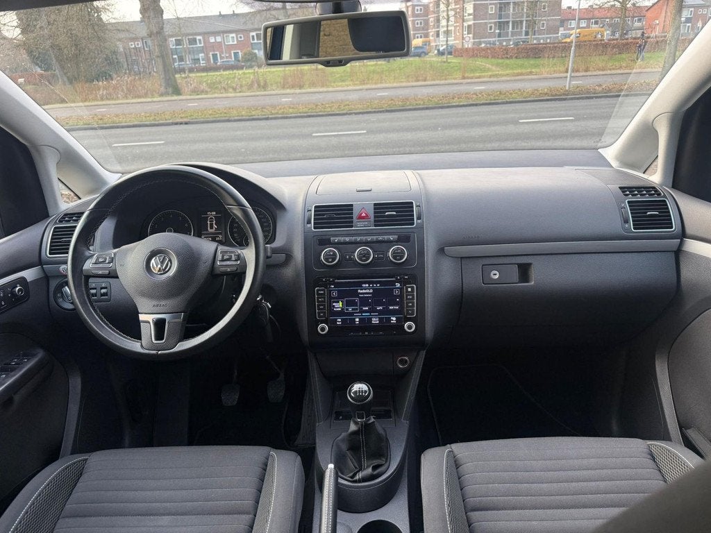 Volkswagen Touran 1.4 TSI Comfortline EcoFuel 7p. Airco|LMV|, Stof, Gebruikt, Zwart, 4 cilinders