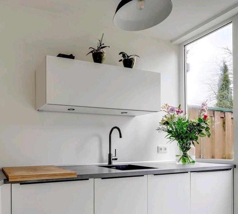 Hangkast met lampjes, Huis en Inrichting, Keuken | Complete keukens, Ophalen, Wit, Overige typen