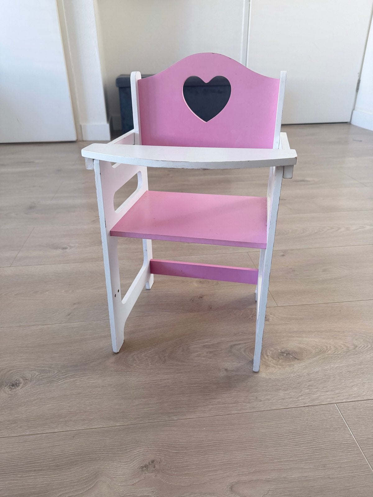 Roze houten poppenstoel - om te bouwen tot tafel, Ophalen of Verzenden, Zo goed als nieuw, Overige typen