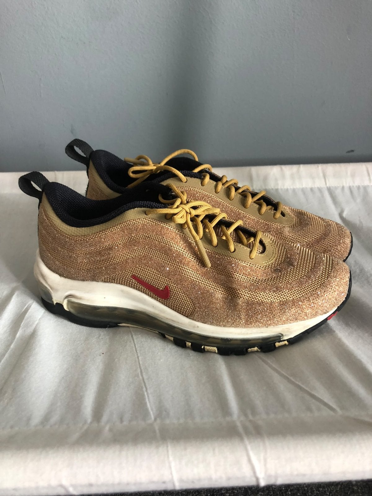 Nike Air Max 97 LX Swarovski Metallic Gold, Kleding | Dames, Ophalen of Verzenden, Zo goed als nieuw, Overige kleuren, Sneakers of Gympen
