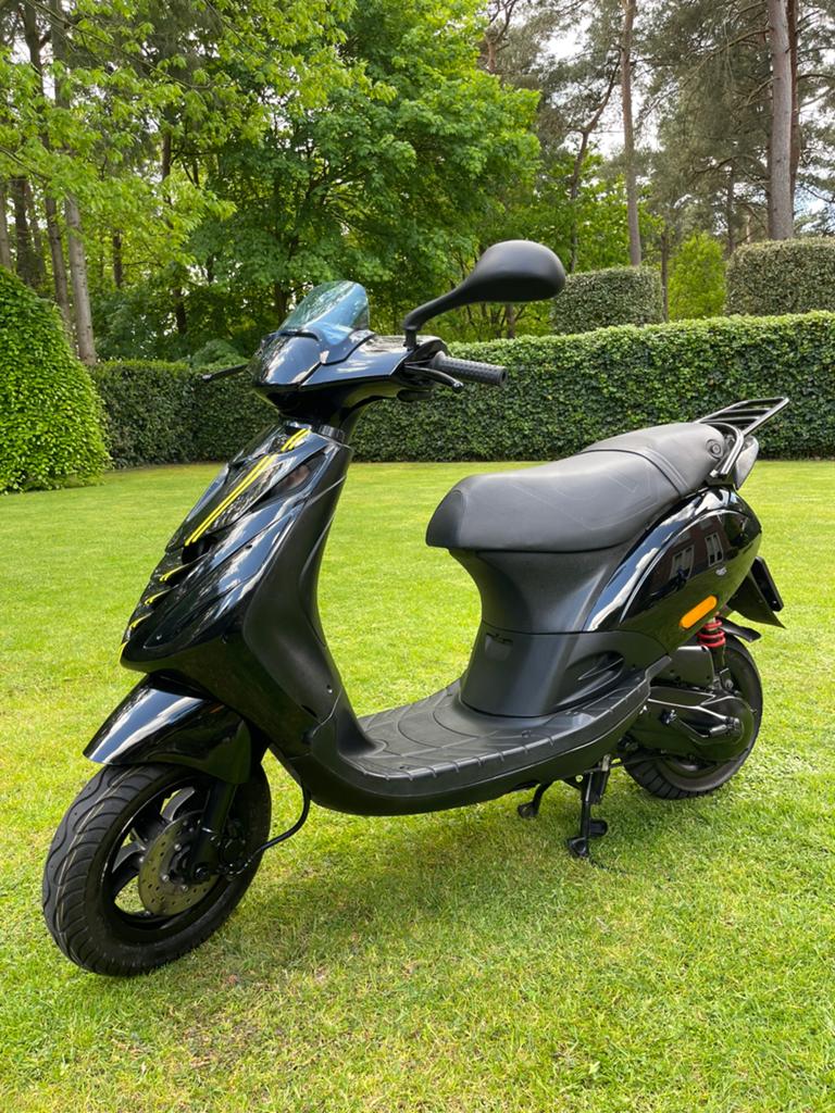 Zip sp 70cc brom, Ophalen of Verzenden, Zo goed als nieuw, Benzine, Zip
