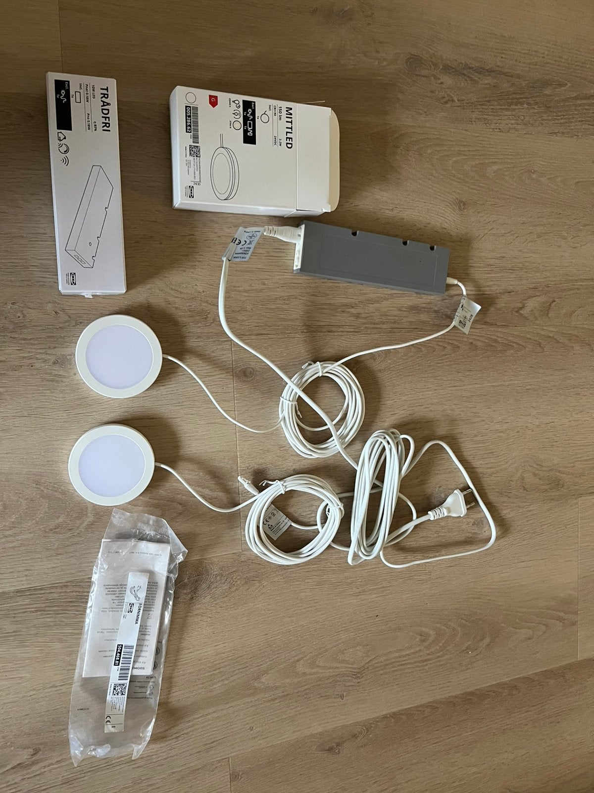 Nieuw compleet 2 spotjes Ikea Tradfri, Mittled en Fornimma, Ophalen, Zo goed als nieuw