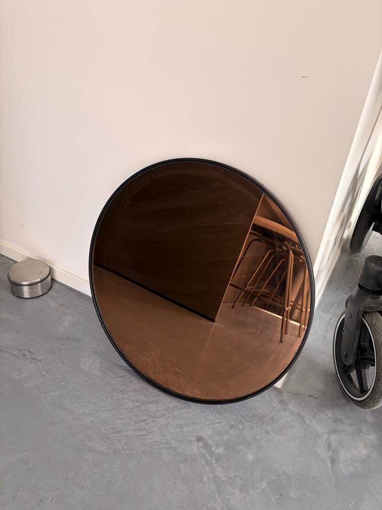 Ronde sepia spiegel met zwarte stalen rand - Ø 50cm, Ophalen, Minder dan 50 cm, Rond, Zo goed als nieuw