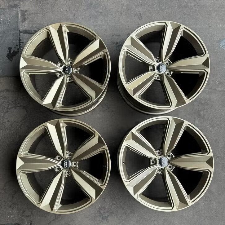 Originele 20 inch Audi RS Bronze velgen A5 S5 RS5, Audi, Gebruikt, Velg(en), Germany