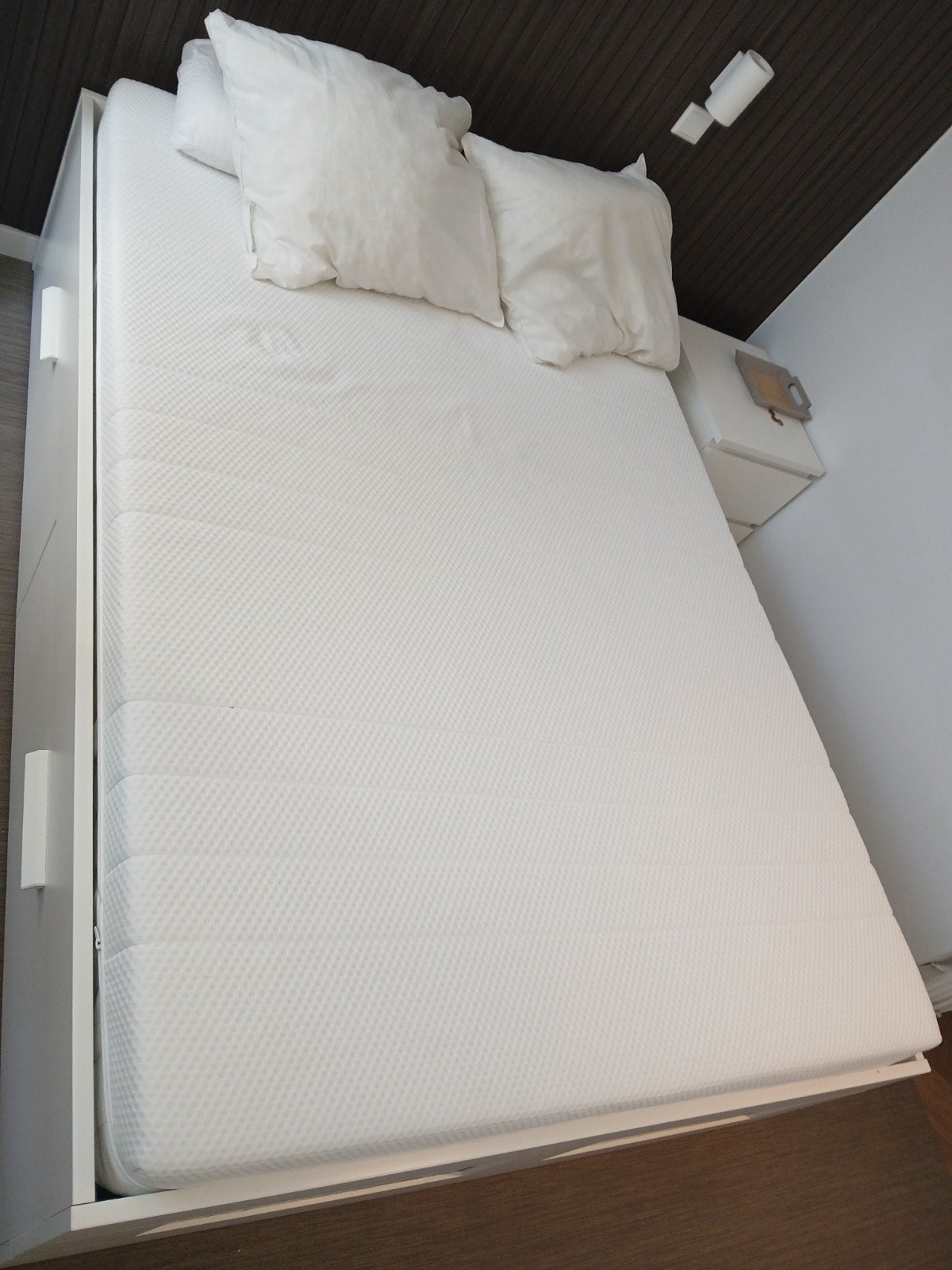 Ikea bed , Äkreham mattres, Gebruikt, 90 cm, Eenpersoons, Wit
