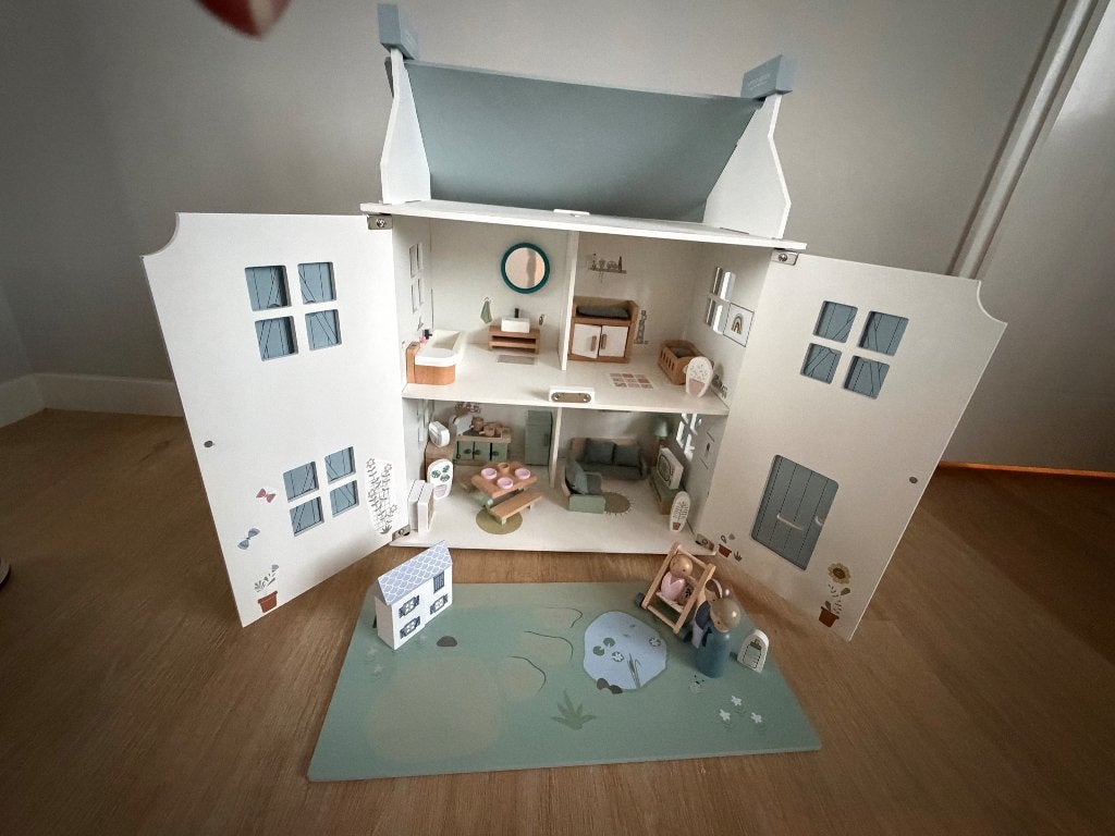 Little Dutch poppenhuis met accessoires, Kinderen en Baby's, Speelgoed | Poppenhuizen, Ophalen, Zo goed als nieuw, Poppenhuis