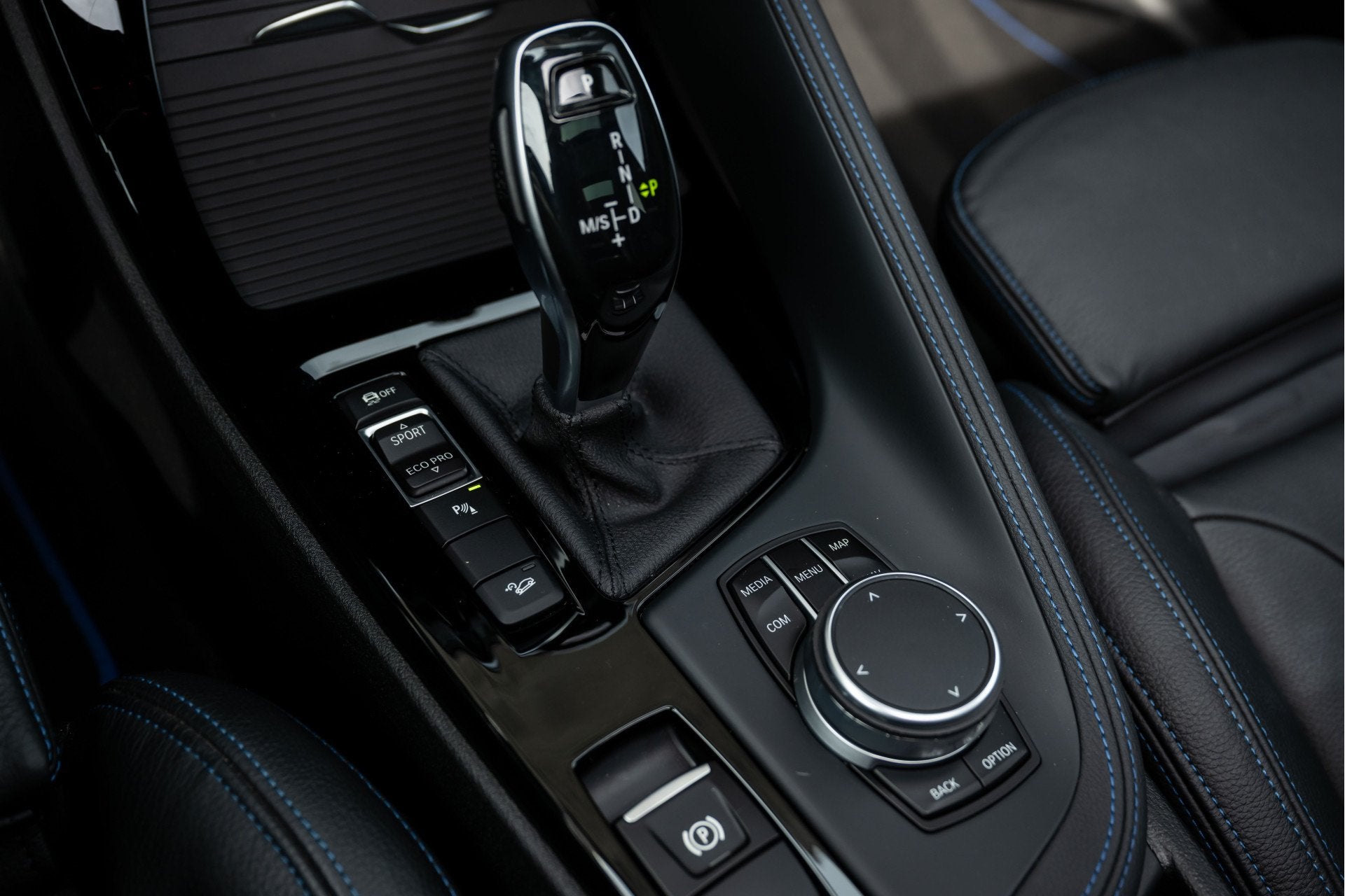 Foto 28 van BMW X2 2.0i xDrive | M-Sport | Navigatie | Panorama | Leder