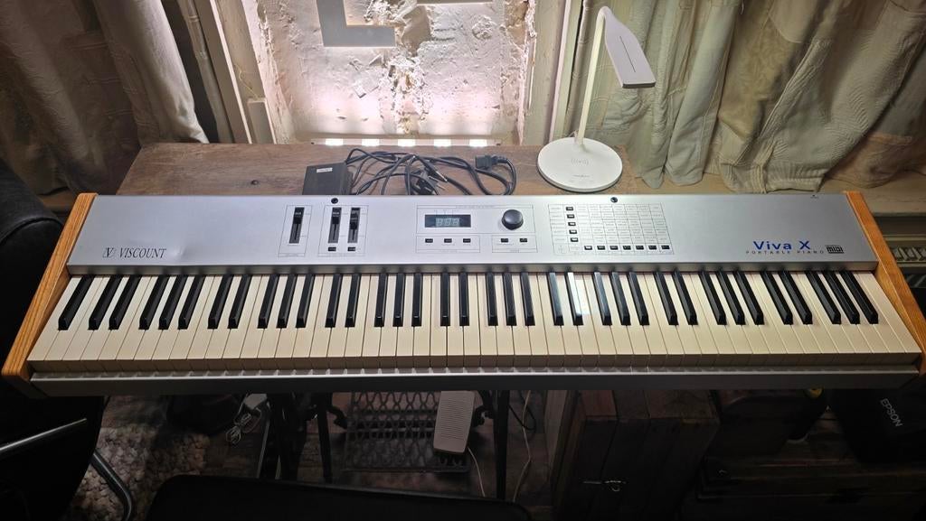 Viscount Viva X Digitale Piano - 88 Gewogen Toetsen + Pedaal, Muziek en Instrumenten, Piano's, Ophalen, Zo goed als nieuw, Overige kleuren