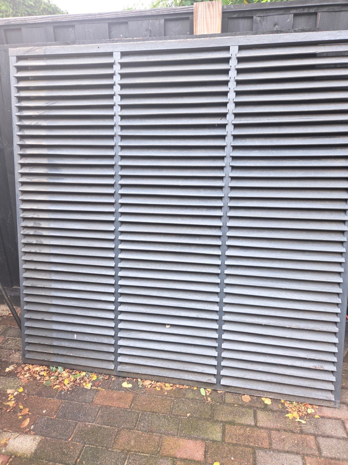 2 hardhouten shutter schermen 180x180, Ophalen, Gebruikt, Hout, Sierhekwerk