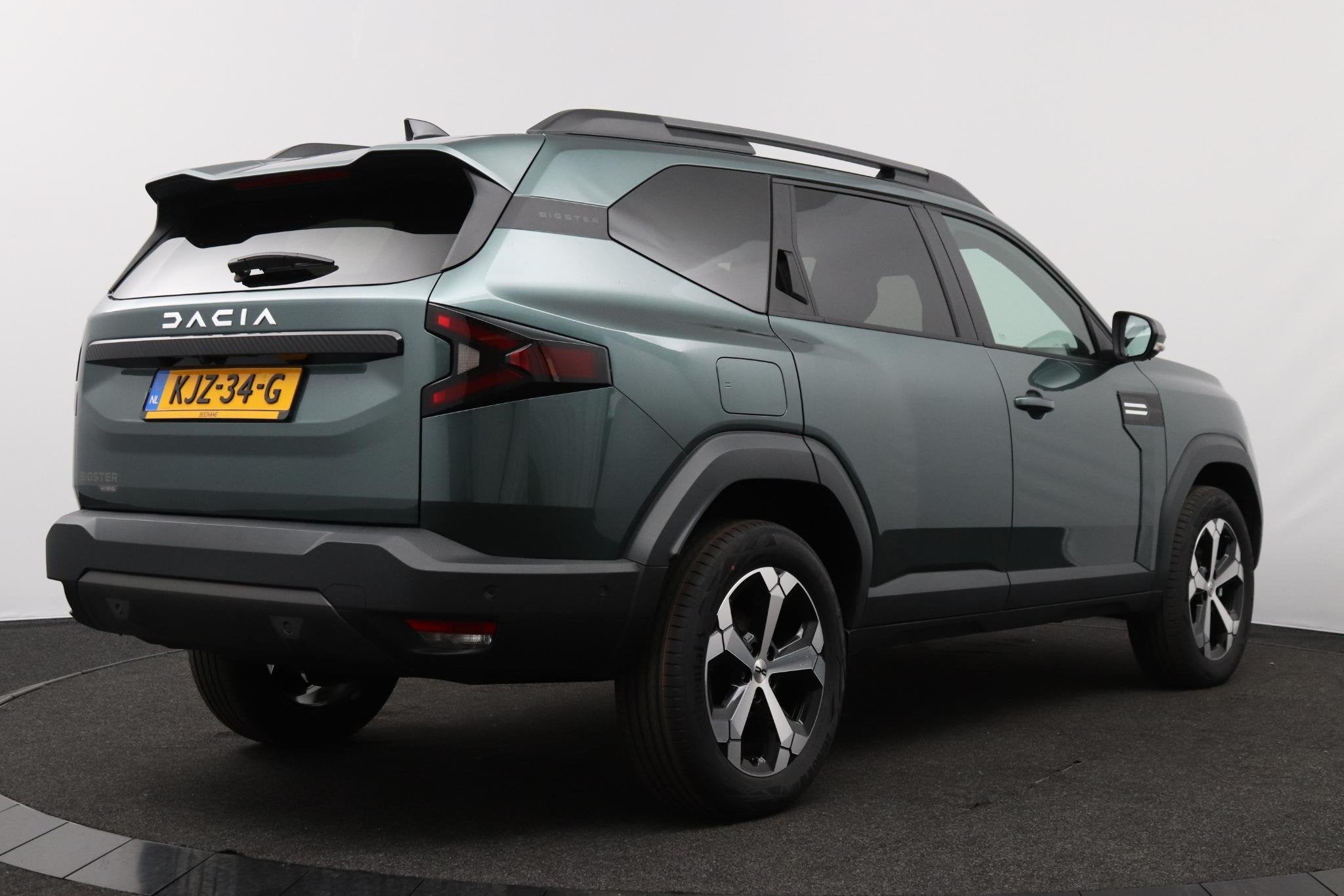 Dacia Bigster 1.8 Hybrid 155 Journey | Demo | Pack Winter |, Auto's, Dacia, Stof, Gebruikt, Met garantie (alle), Automatische klimaatregeling