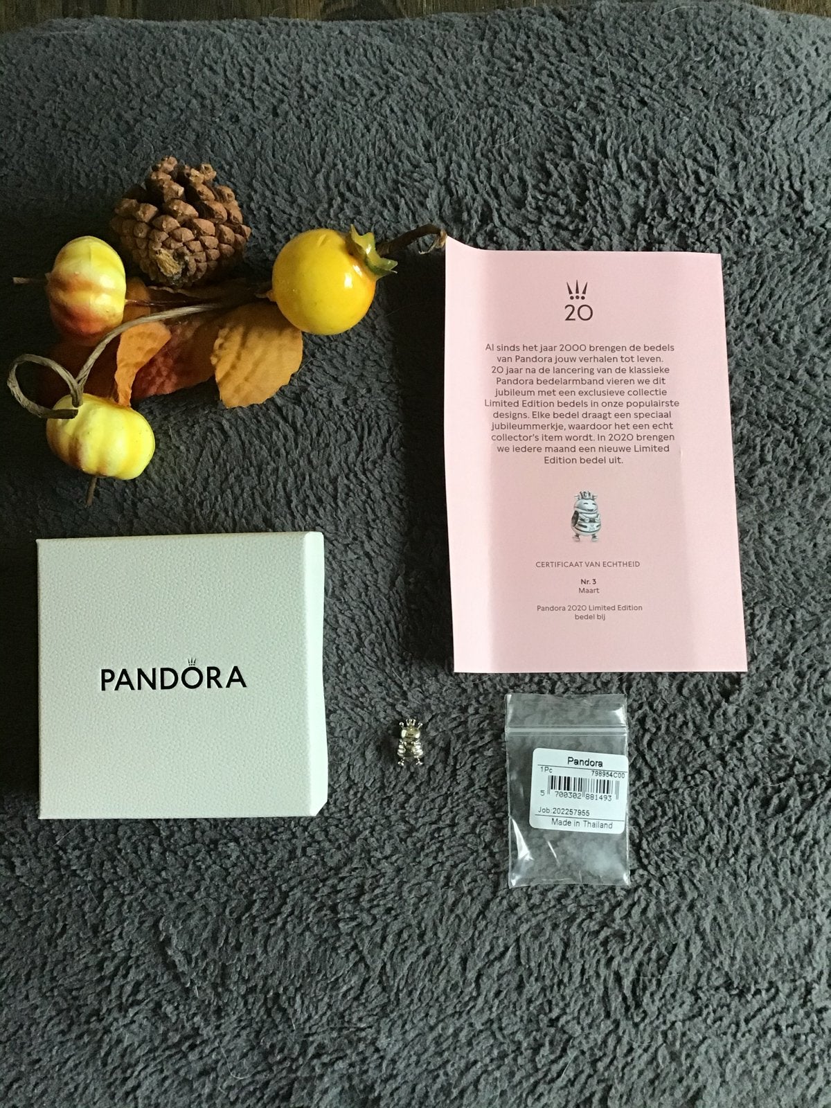 Pandora Limited Edition 2020 Bedel - Bij, Pandora, Nieuw, Ophalen of Verzenden, 1 bedel