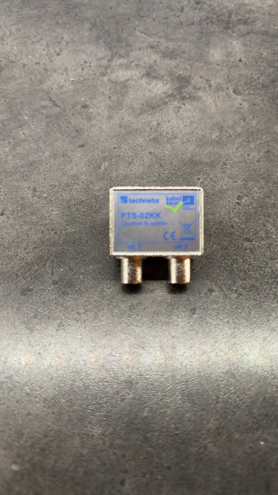 Coax splitter, Audio, Tv en Foto, Audiokabels en Televisiekabels, Ophalen of Verzenden, Zo goed als nieuw, Minder dan 2 meter