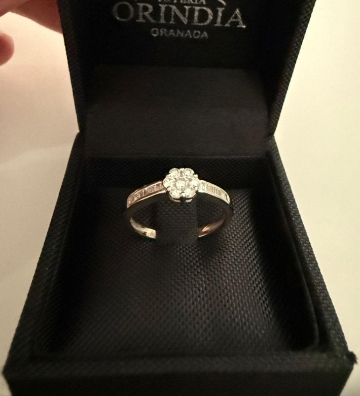 Prachtig  18 karaat wit gouden ring met diamant zgan !!!, Wit, Ophalen of Verzenden, Dame, Goud