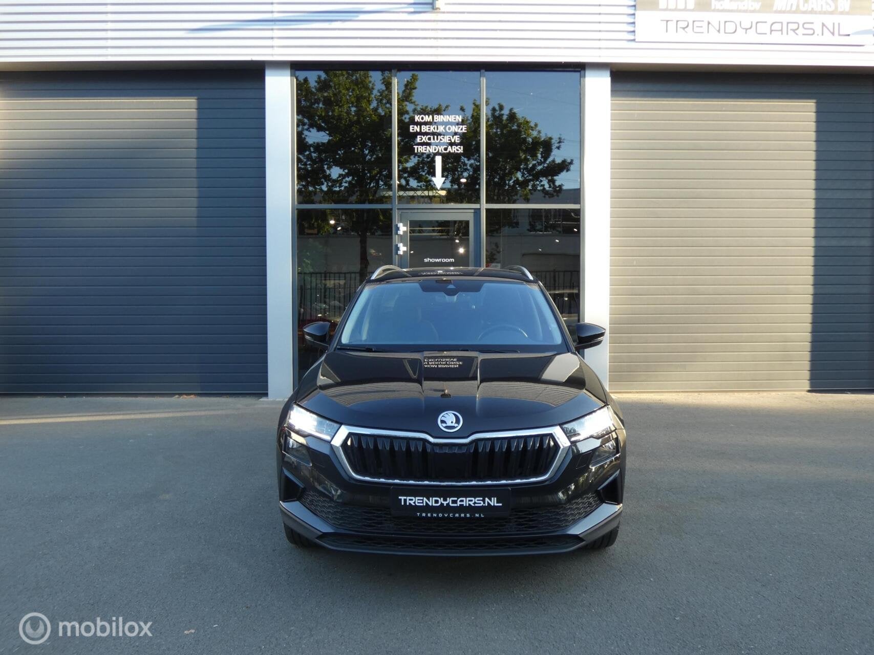 Skoda Karoq 1.5 TSI ACT Business Plus/NAP/1e eigenaar/BTW, Euro 6, 4 cilinders, Zwart, SUV of Terreinwagen