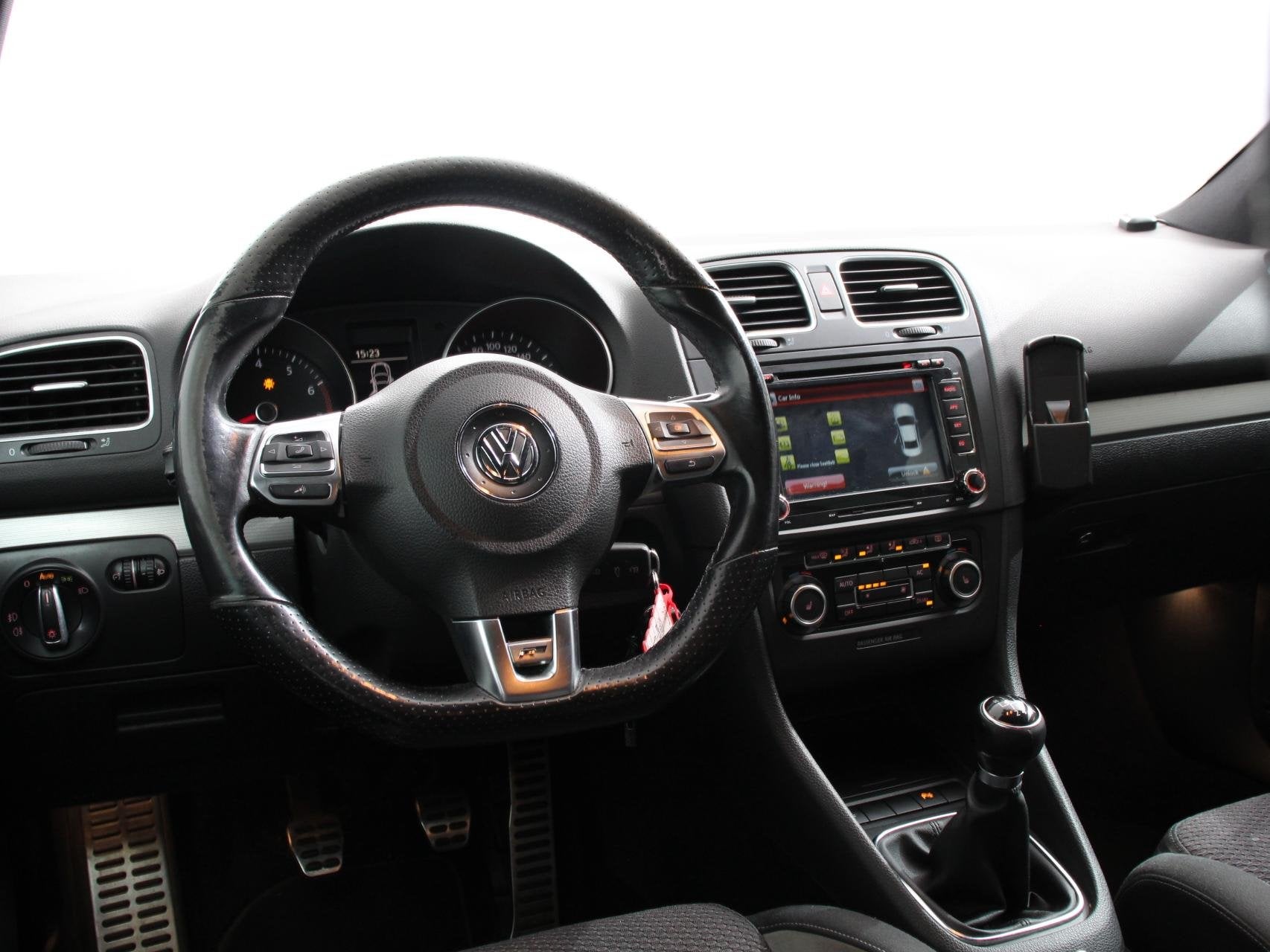 Volkswagen Golf 1.4 TSI Highline Airco Cruise Control Licht, Auto's, Volkswagen, Voorwielaandrijving, Gebruikt, Zwart, 4 cilinders