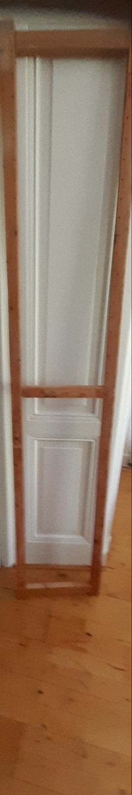 Houten Lundia stellingen 2 stuks  210cm hoog, 30cm diep, Huis en Inrichting, Kasten | Kledingkasten, Ophalen, Minder dan 50 cm