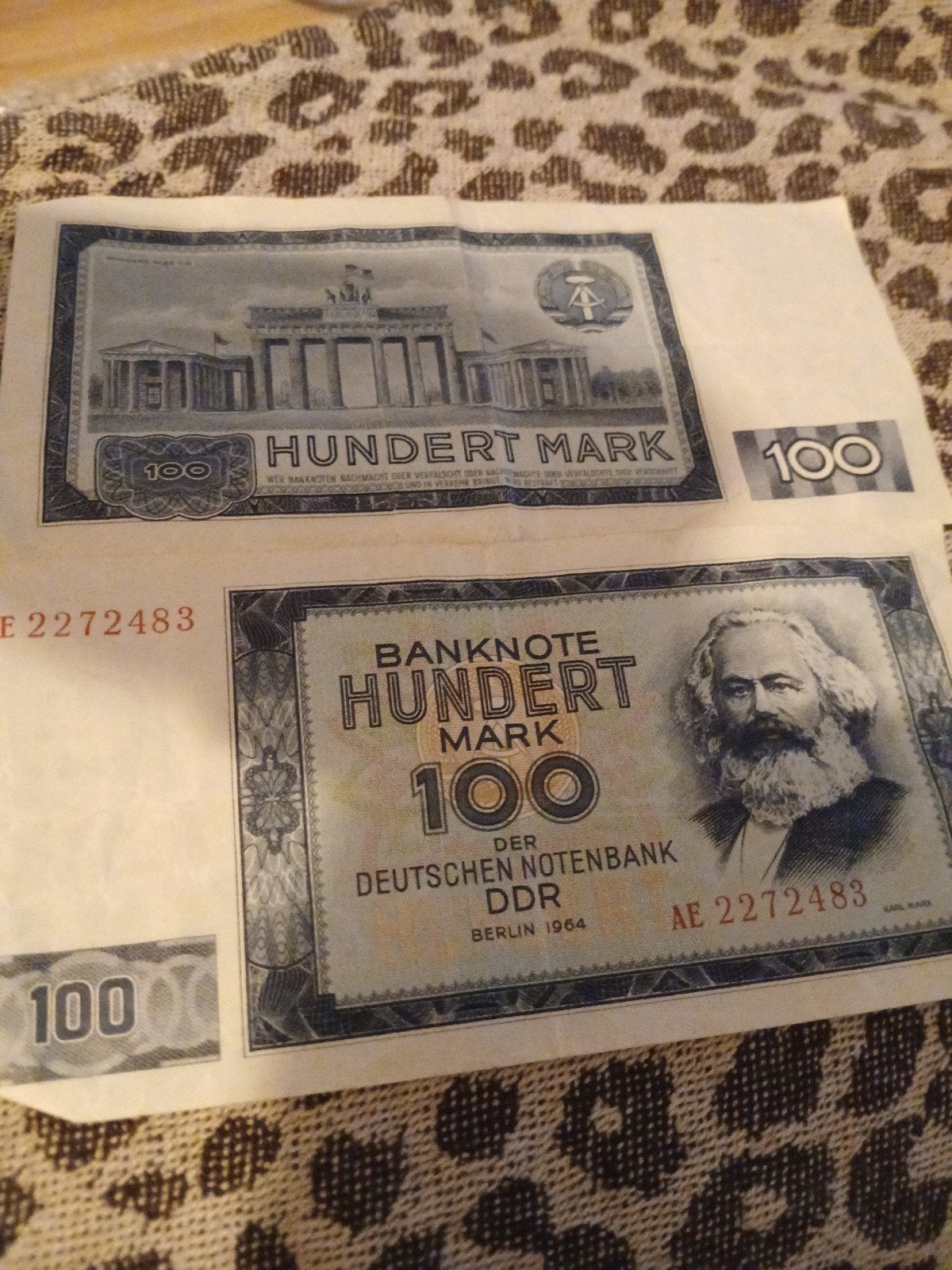 2x100 DDR biljetten, Postzegels en Munten, Verzenden, Duitsland