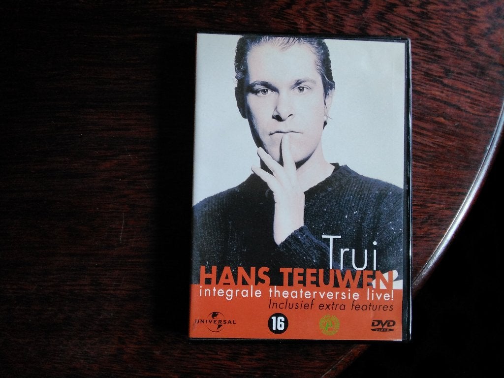 Hans Teeuwen trui, origineel, Stand-up of Theatershow, Vanaf 16 jaar, Ophalen of Verzenden, Zo goed als nieuw