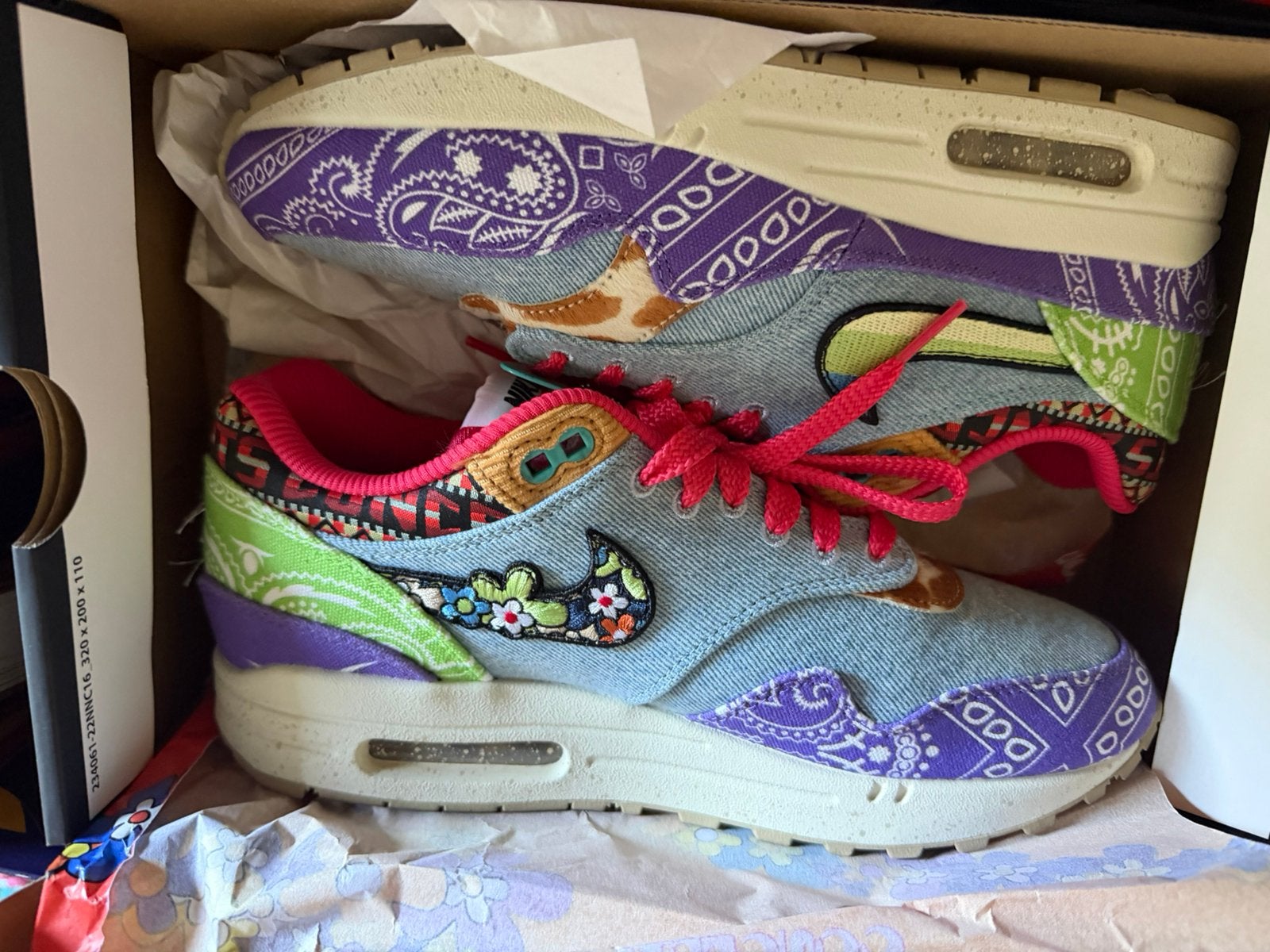 Nike air Max 1 SP concepts far out special box 41, Kleding | Heren, Overige kleuren, Ophalen of Verzenden, Sneakers of Gympen