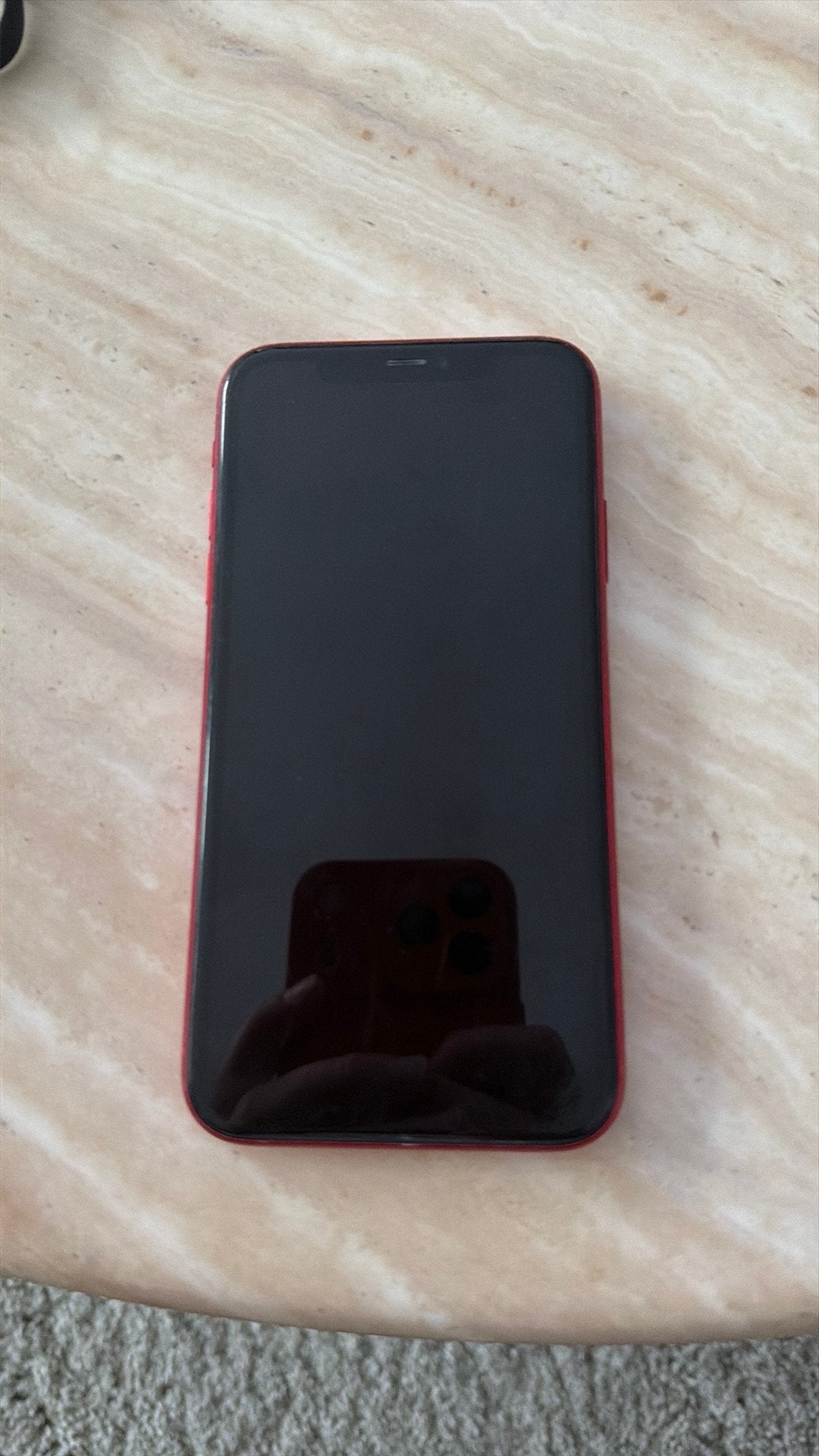 Iphone 11 red, Telecommunicatie, Mobiele telefoons | Apple iPhone, Zo goed als nieuw, 76 %, 64 GB, Met simlock