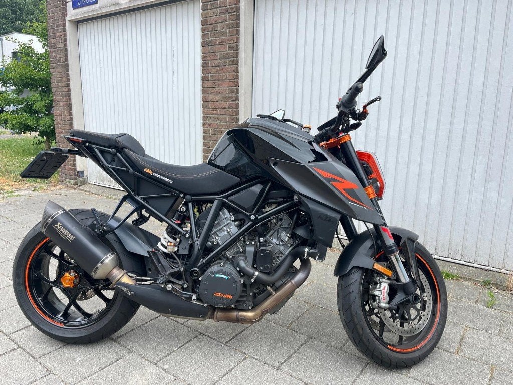 KTM Superduke 1290R ABS - Augustus 2017, 2 cilinders, Motorrijbewijs A, Gebruikt, 1301 cc