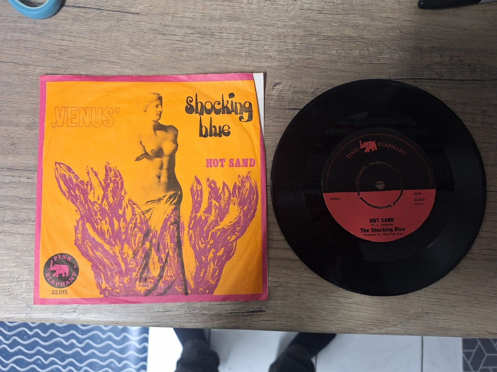 Shocking Blue - Venus / Hot Sand 7 inch vinyl single, Gebruikt, 7 inch, Pop, EP