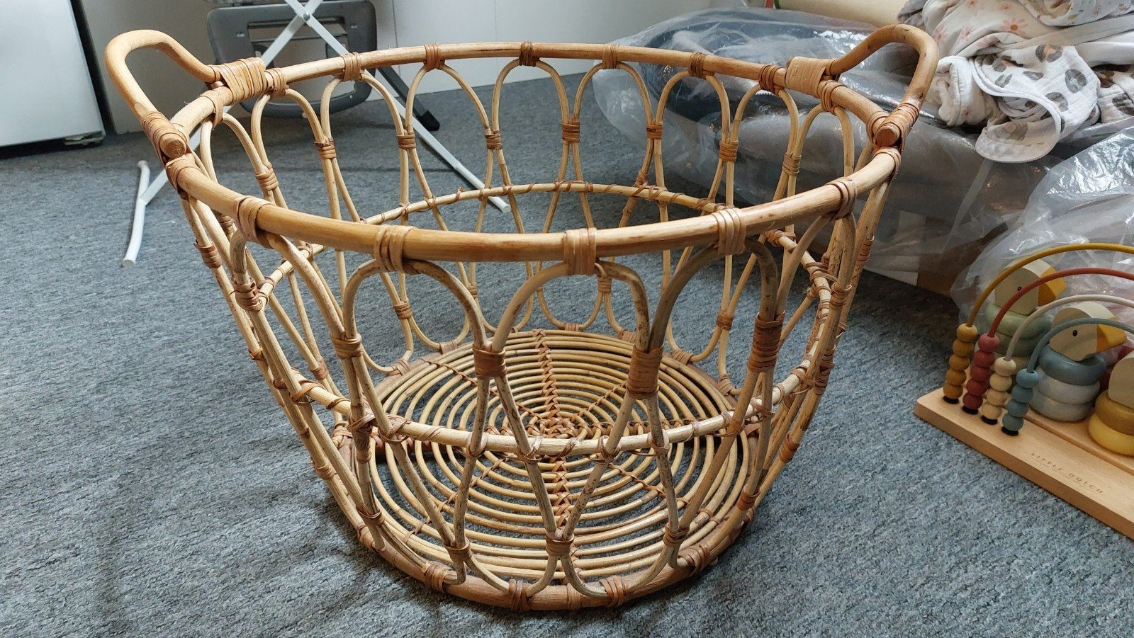 IKEA Rotan Mand - Zo goed als nieuw, alleen ter decoratie, Ophalen, Met handvatten, Mand, Rond