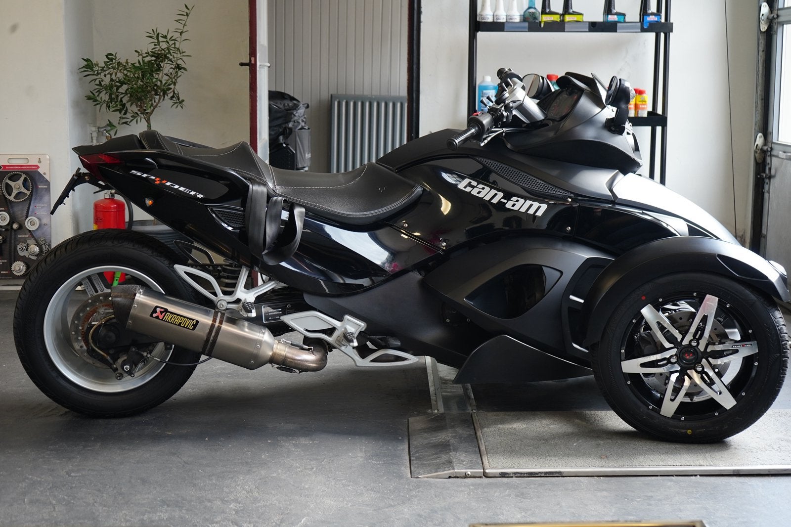 Can-Am Spyder RS SE5 | 2010 | 11.xxx km | Grote beurt, 998 cc, Meer dan 35 kW