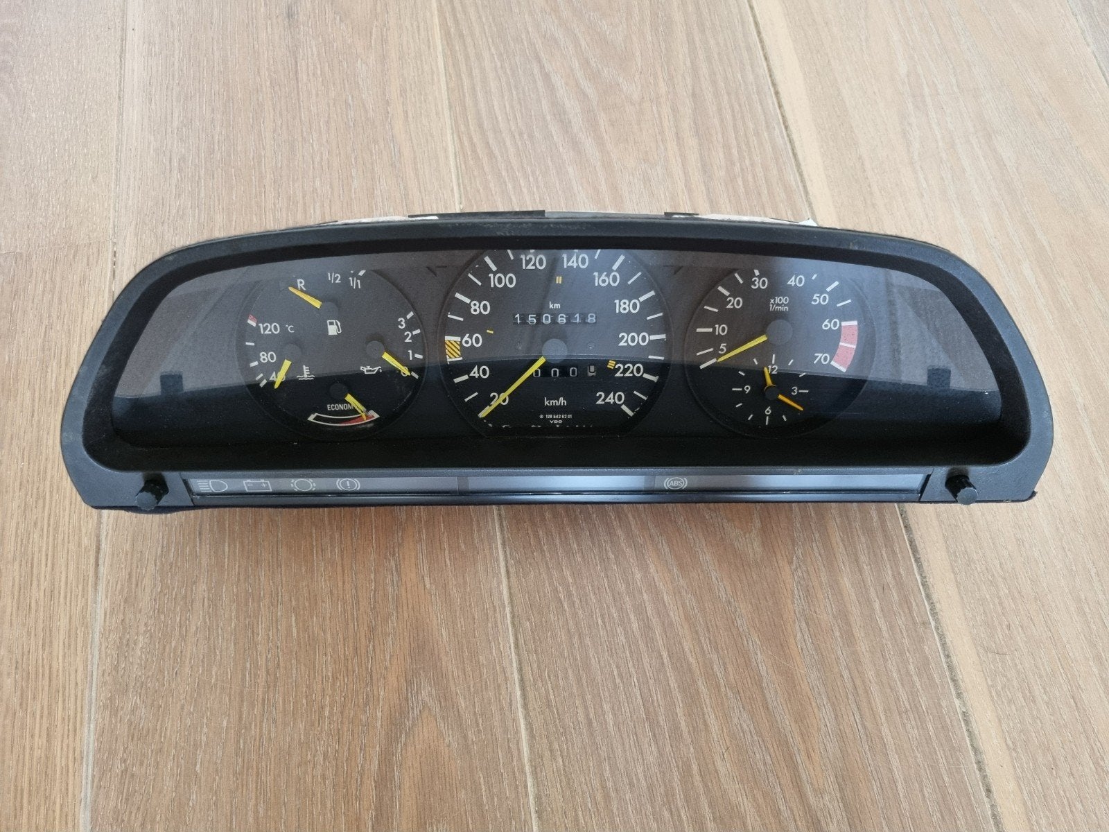 Mercedes-Benz W126 snelheidsmeter,  instrumentenpaneel, Auto-onderdelen, Ophalen of Verzenden, Gebruikt, Mercedes-Benz