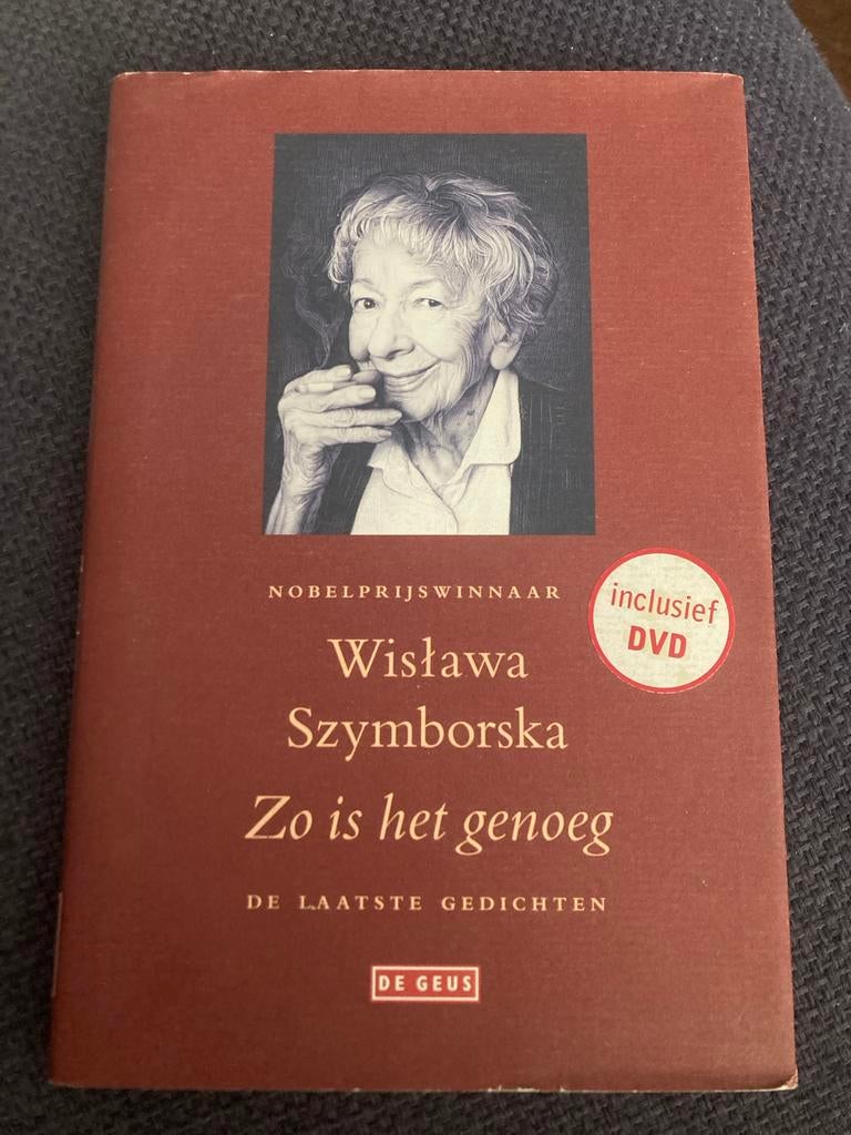 Wislawa Szymborska - Zo is het genoeg (incl. DVD), Boeken, Ophalen of Verzenden, Zo goed als nieuw, Eén auteur