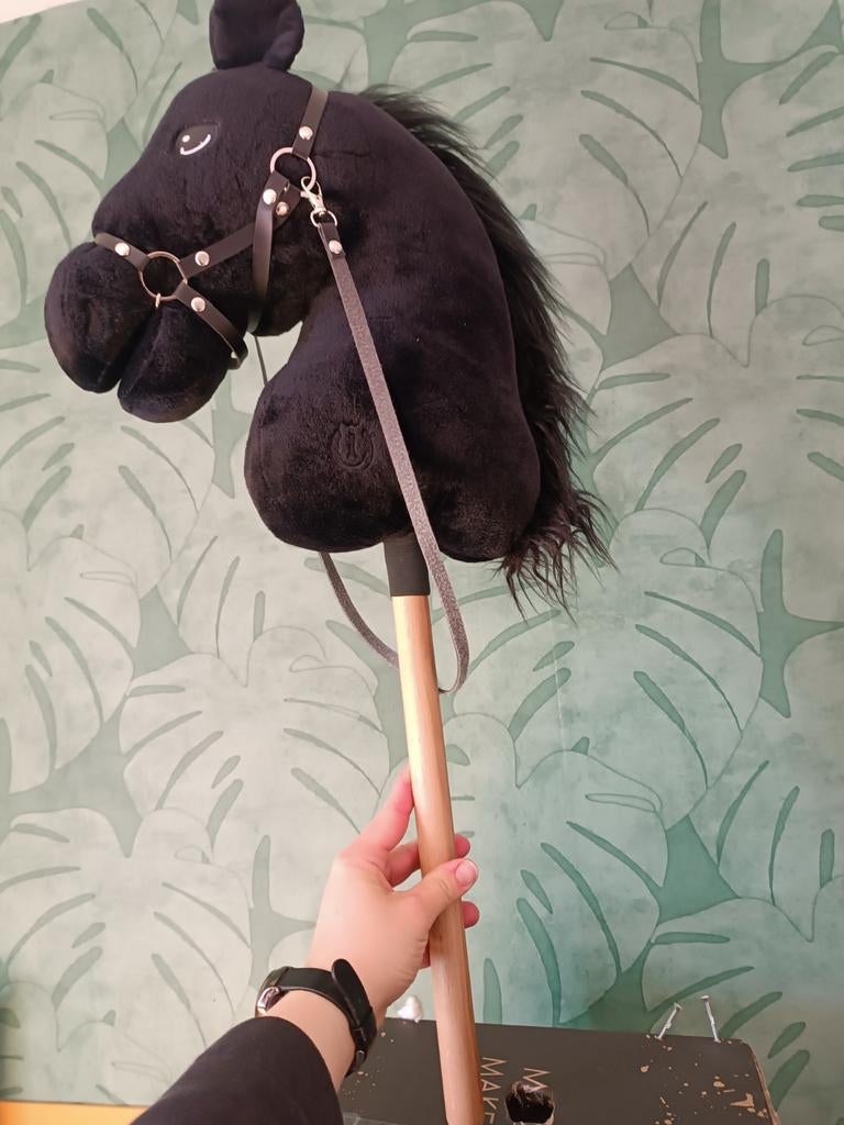 Zo goed als nieuwe hobby horse paarden zwart en bruin, Kinderen en Baby's, Speelgoed | Overig, Zo goed als nieuw, Jongen of Meisje