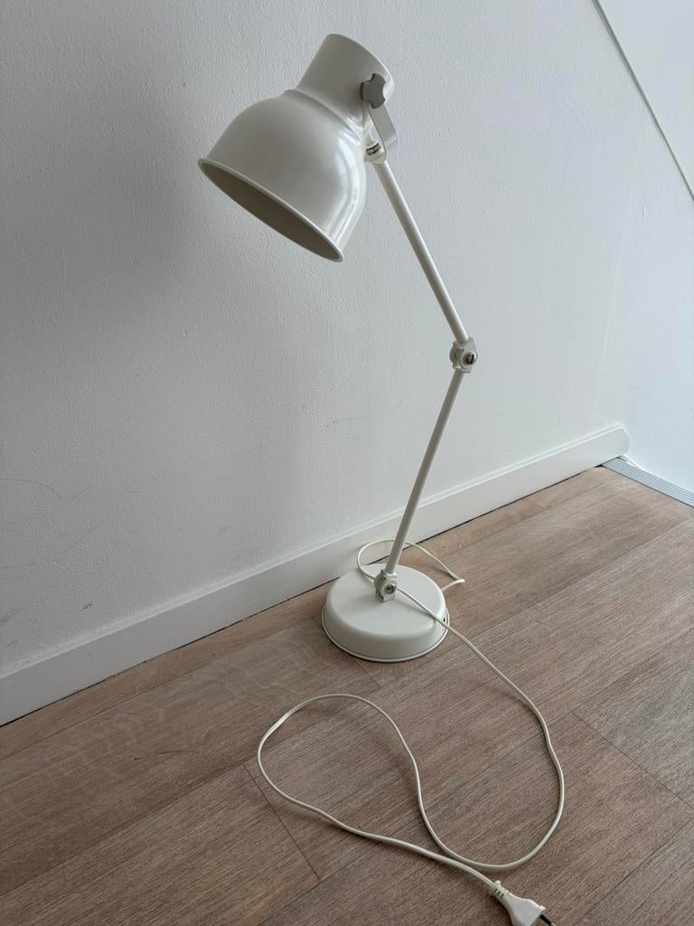IKEA - Hektar bureaulamp wit incl lichtbron, Ophalen, Zo goed als nieuw, 50 tot 75 cm