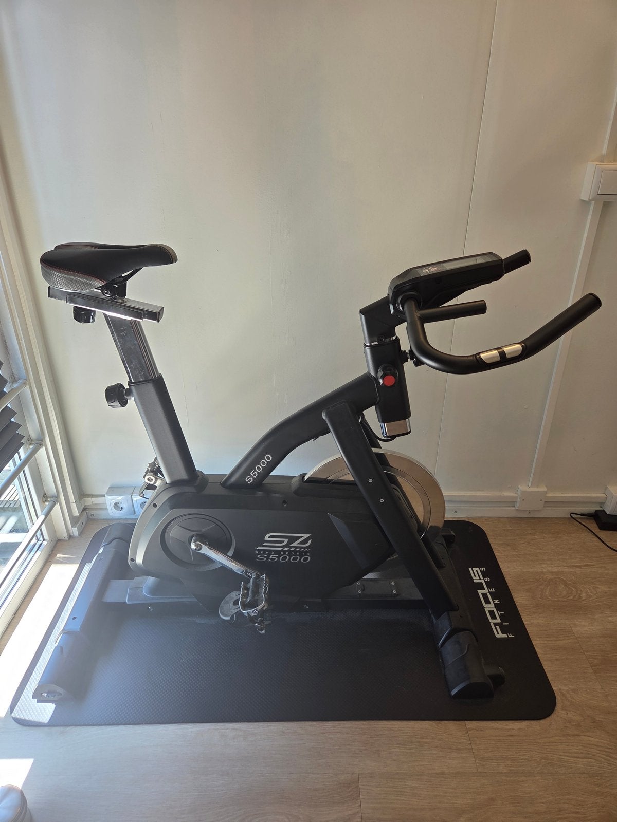 Senz Sports S5000 Spinningfiets hometrainer, Sport en Fitness, Ophalen, Spinningfiets, Zo goed als nieuw, Metaal