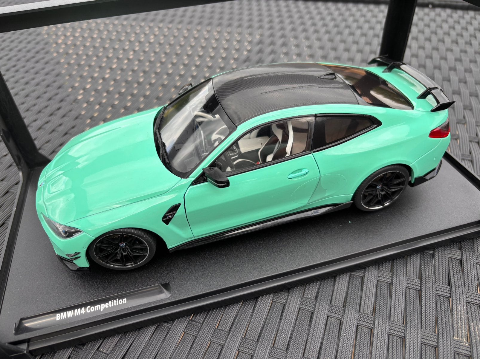 BMW M4 Tiffany blu Solido 1:18 NIEUW ! C4F, Solido, Nieuw, Ophalen of Verzenden, .