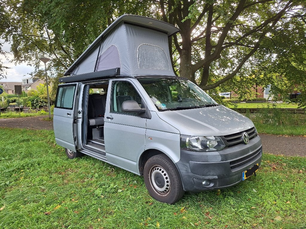 VW T5 Smallander | Aart Camperinbouw | 5 zitplaatsen, Chemisch toilet, Volkswagen, Treinzit, Particulier
