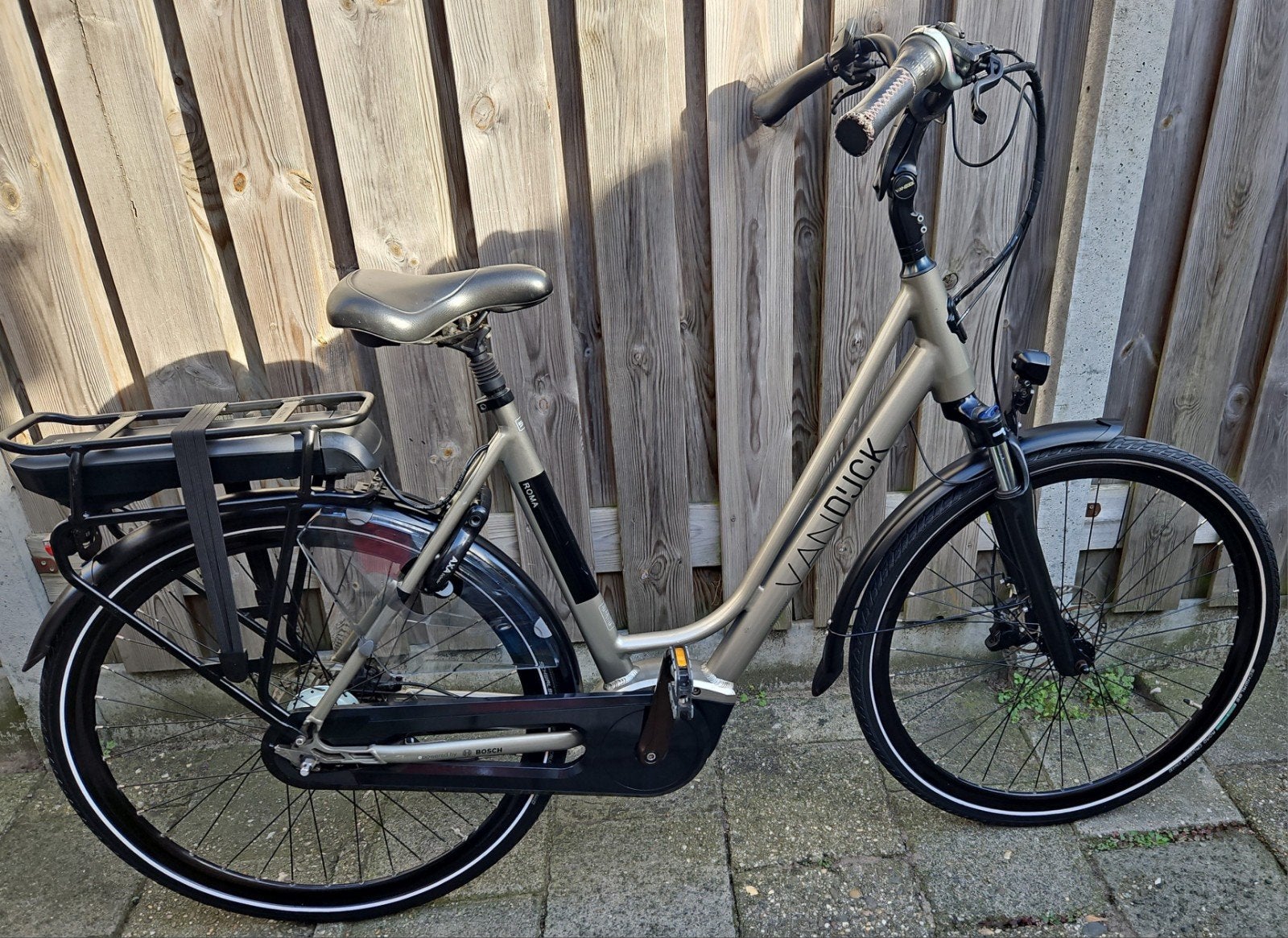 Super nette Van Dijck middenmotor elektrische damesfiets, Zo goed als nieuw, 50 km per accu of meer, 55 tot 59 cm, Ophalen