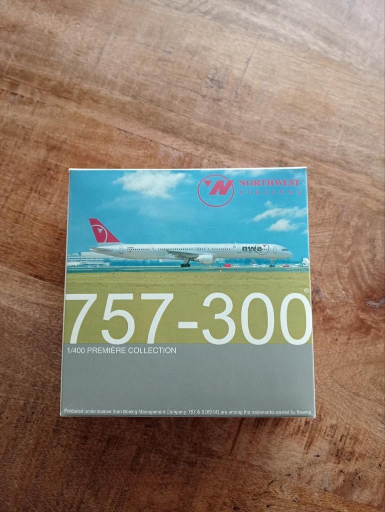 Boeing 757-300 Northwest Airlines, Ophalen of Verzenden, Zo goed als nieuw, Schaalmodel