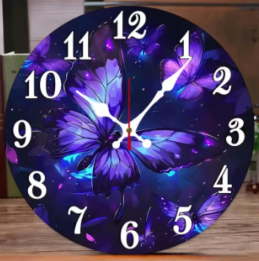 Ronde wandklok van hout Retro paarse vlinder (25cm), Ophalen of Verzenden, Nieuw, Wandklok
