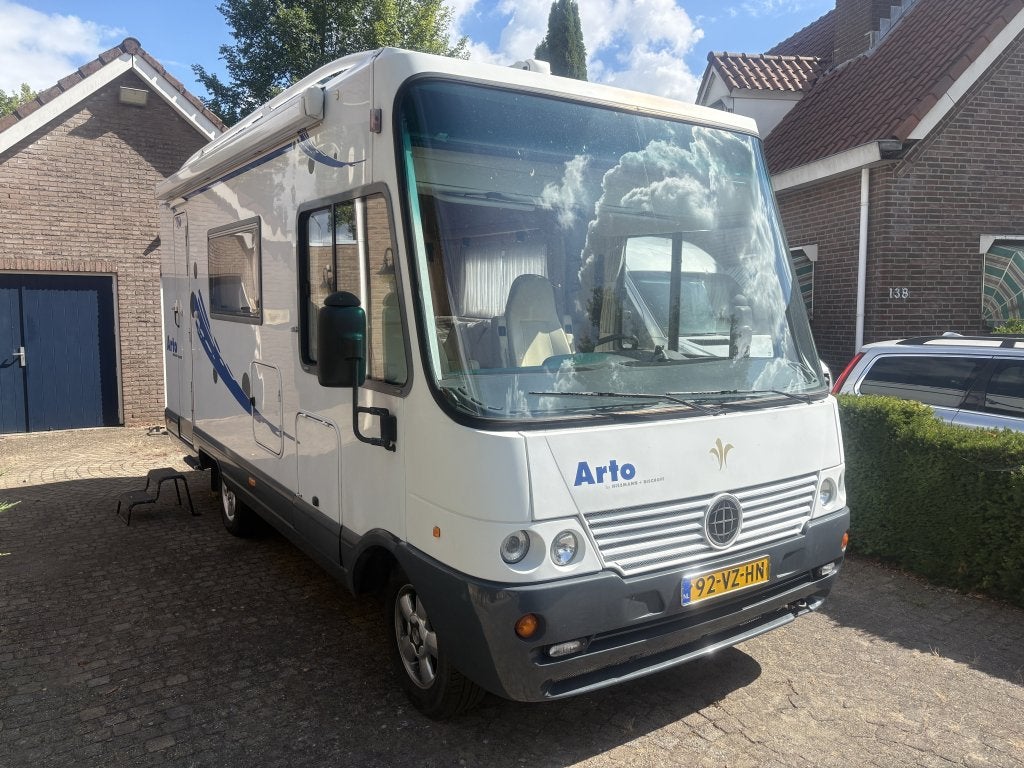 Niesmann Bischoff Arto, Airco, Hefbed, Dubbele bodem 2.8, Caravans en Kamperen, Campers, Integraal, Arto, Airco, Hefbed, Dubbele bodem 2.8 Turbo 128pk