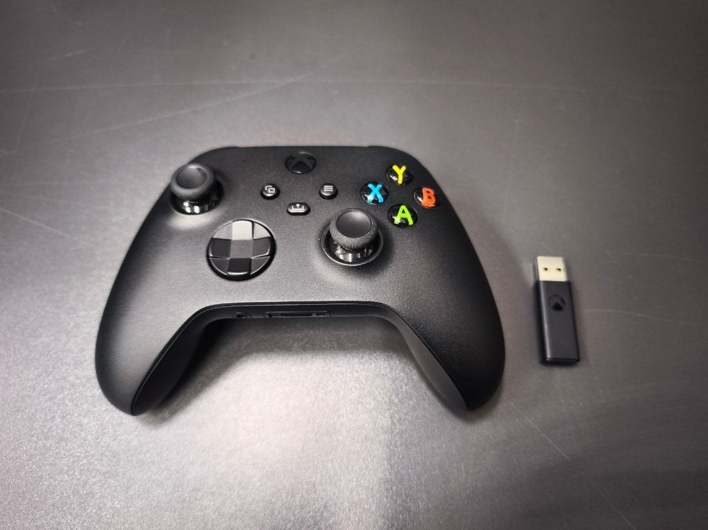 Xbox Series S/X Controller + Wireless Adapter, Xbox One, Ophalen of Verzenden, Zo goed als nieuw, Controller