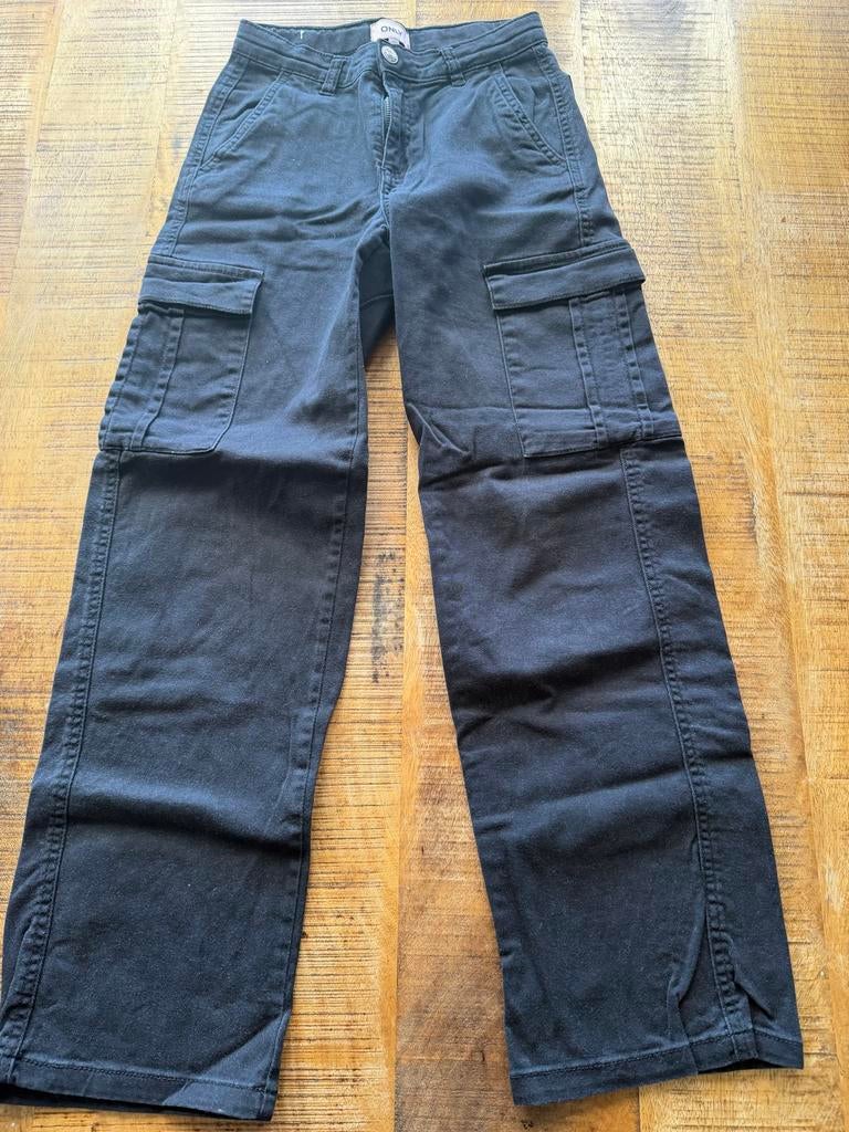 Zwarte Only cargo broek - Maat 146, Ophalen of Verzenden, Zo goed als nieuw, Meisje, Broek