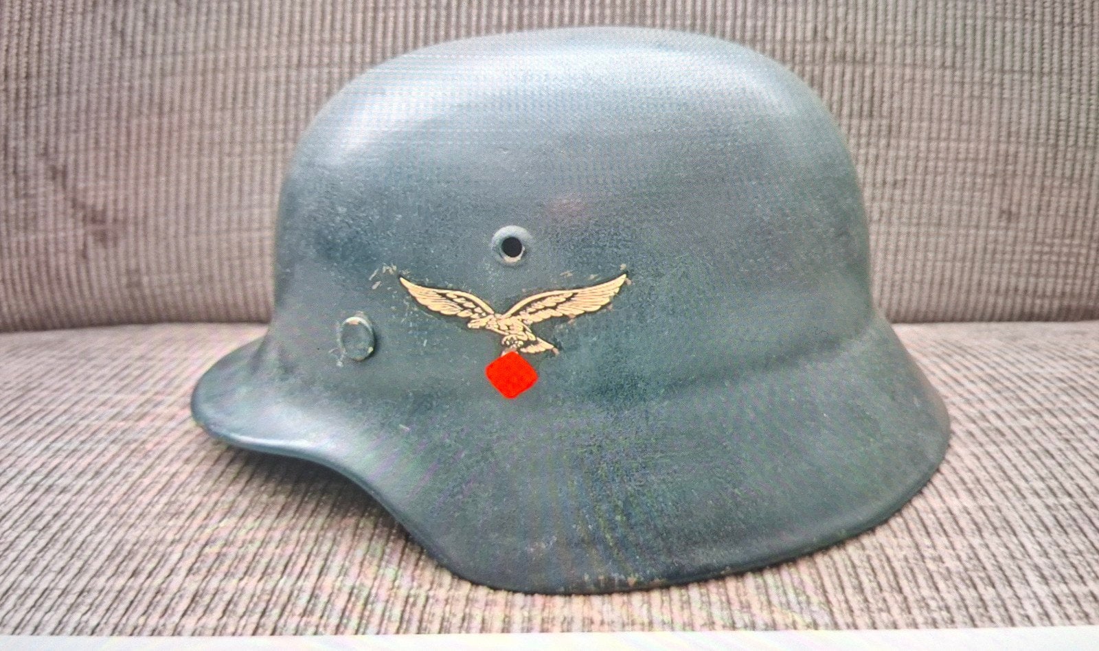 Originele Duitse M40 helm schaal (ET64) - Luftwaffe, Verzamelen, Verzenden, Duitsland, Helm of Baret