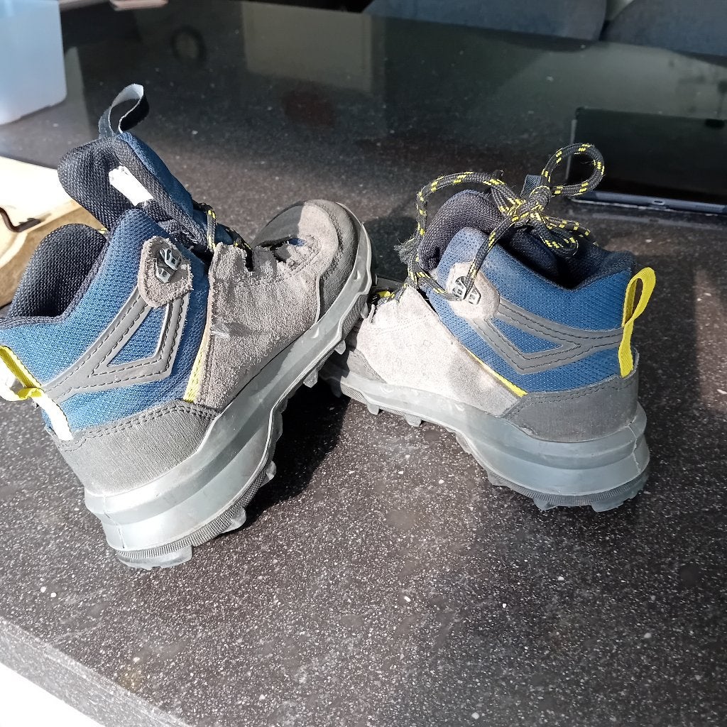 Wandelschoenen 33, Sport en Fitness, Bergsport en Wandelen, Ophalen of Verzenden, Gebruikt, Schoenen