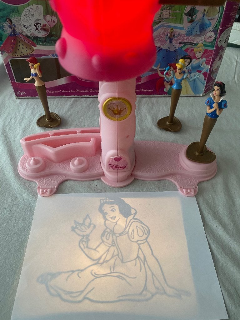 Disney princes teken projector met veel leuke afbeeldingen, Ophalen of Verzenden, Overige figuren, Zo goed als nieuw, Beeldje of Figuurtje