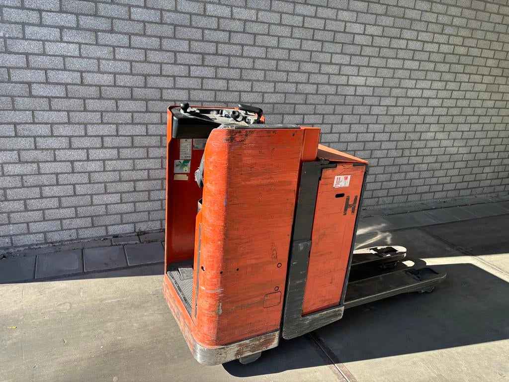 BT pallettruck, Doe-het-zelf en Verbouw, Palletwagens en Pompwagens, Ophalen, Gebruikt