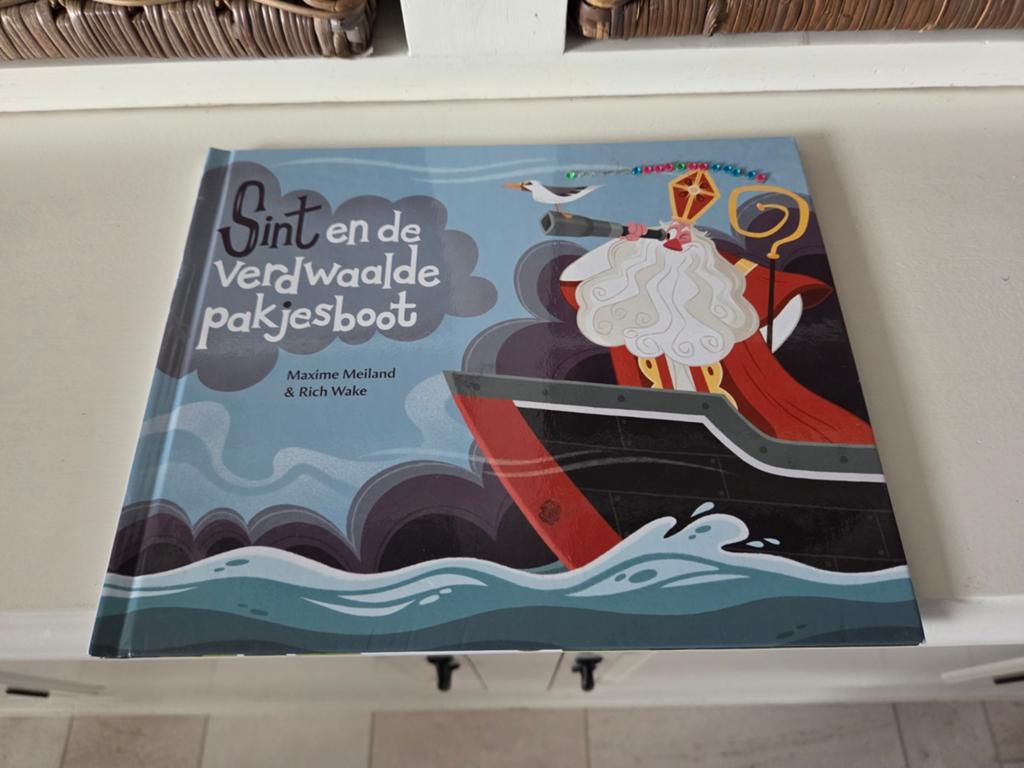 Sint en de verdwaalde pakjesboot, Ophalen of Verzenden, Gebruikt