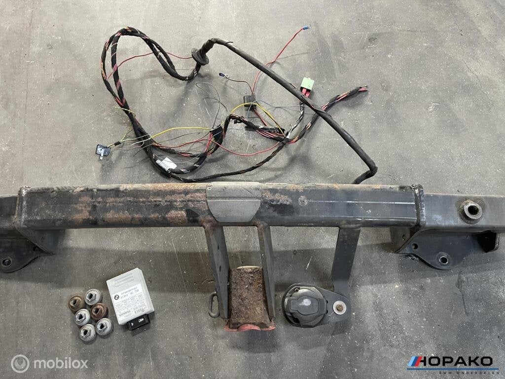 Afneembare trekhaak westfalia E90 E91 (zonder kogel), Auto-onderdelen, Gebruikt, Ophalen of Verzenden, BMW, BMW