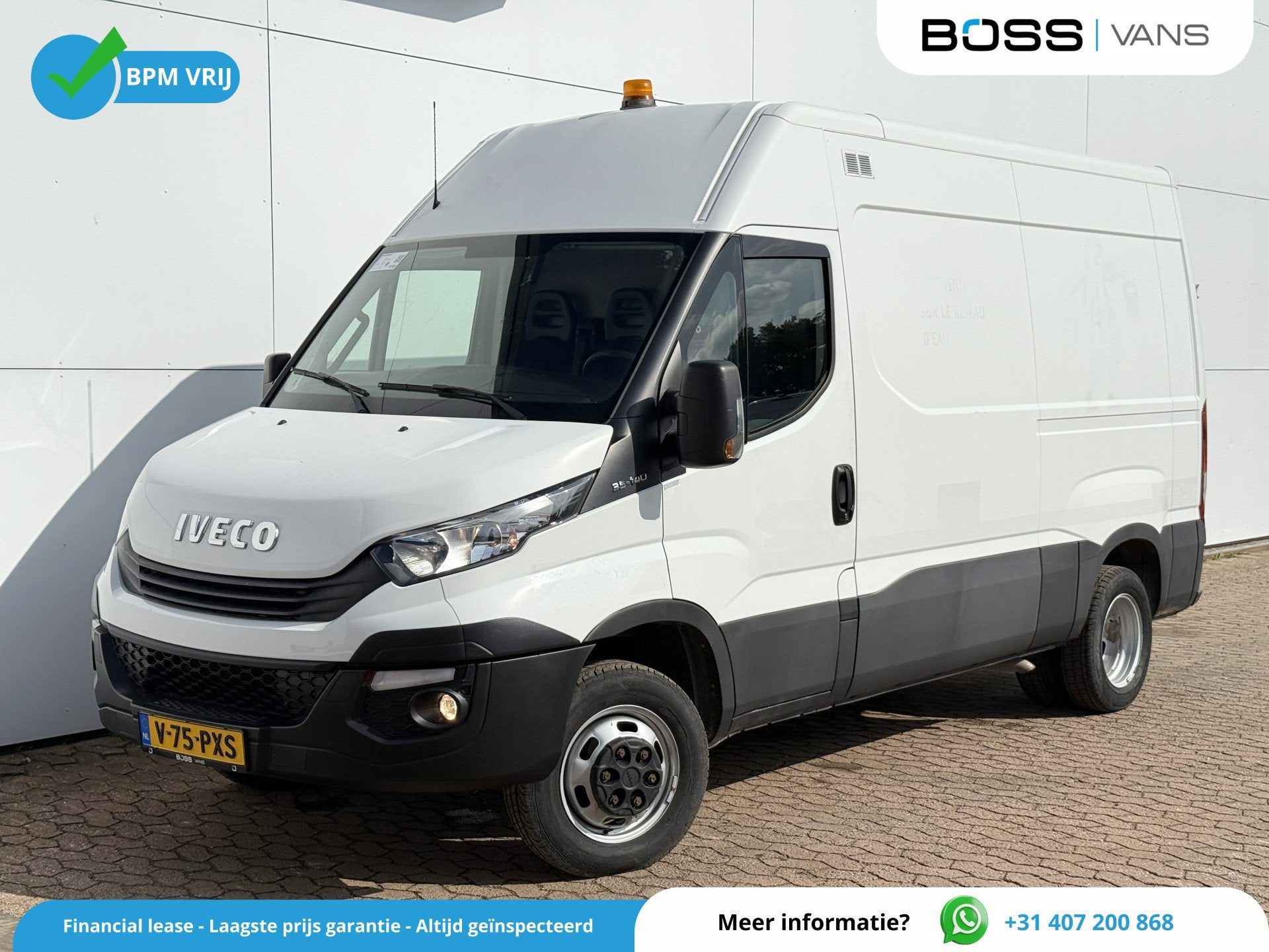 Iveco Daily 35C14 2.3 L2H2 Dubbellucht Airco Cruise control, Gebruikt, Zwart, Iveco, Wit
